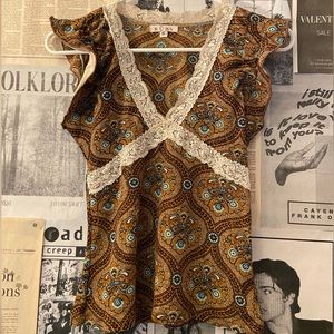 y2k lace pattern top